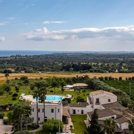 Aparthotel Casal Sikelio Cassibile Esterno foto