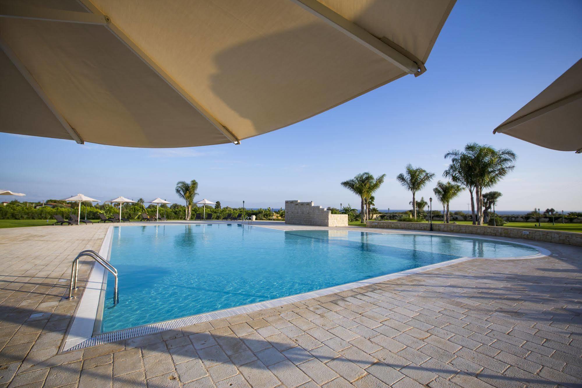 Aparthotel Casal Sikelio Cassibile Esterno foto