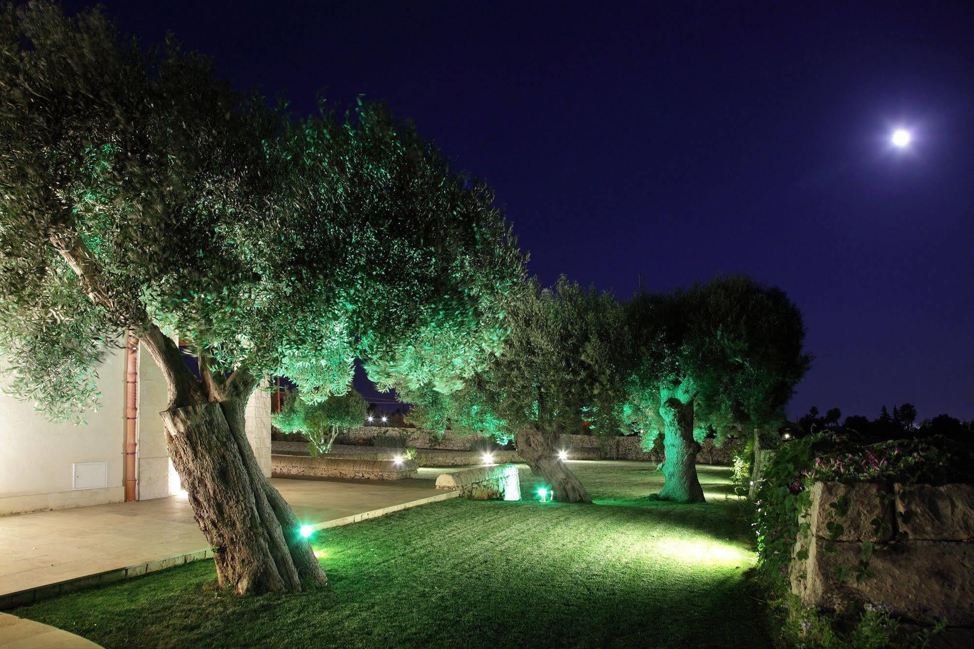 Aparthotel Casal Sikelio Cassibile Esterno foto